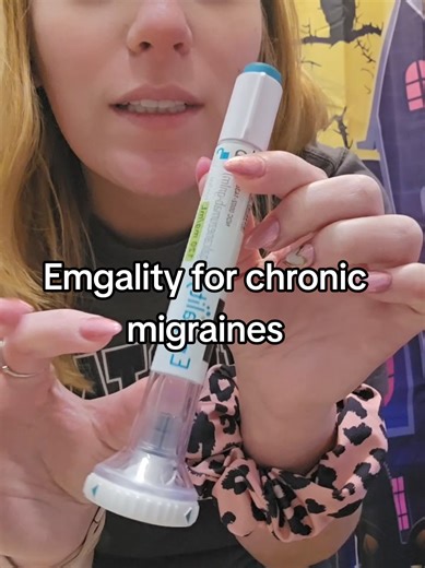 My first trial of emgality medication for chronic migraines and tmj pain. All my research said the stomach is supposed to be the least painful for injection. #emgality #migranes #chronicmigraine #chronicillness #headaches