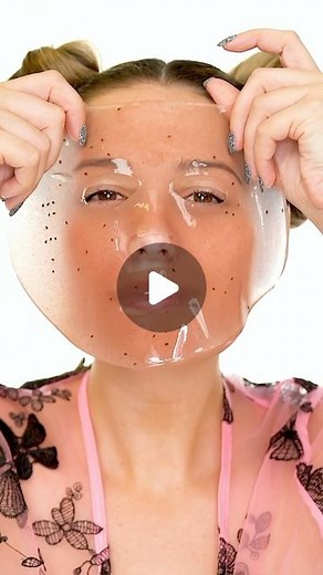 VICTORIA•LYN on Instagram: "Strawberry Açaí Fruit Mask 💜🍓 These are so fun to make! 💦🤗 I pop them in the fridge when they’re drying and they feel so cooling & hydrating on my skin! Link in my IG stories to shop the fruit mask machine 🛍 #skincare #skincareroutine #skincareasmr #skincareproducts"