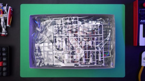 Speed Build of Lightning Buster Gundam Model Kit