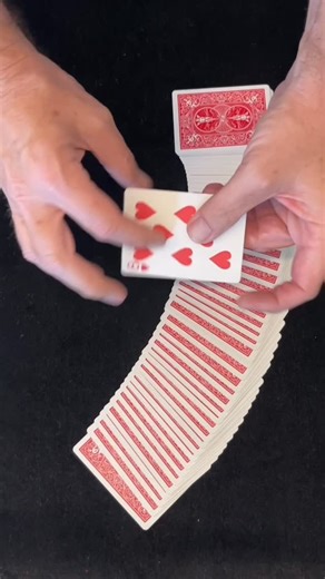 Best Magic on Instagram: "Magic Card Trick Tutorial - Easy Color Change can be found on my YouTube channel and cool new tricks and accessories that you can buy can be found at TheBestMagicShop.com 👍🪄 #magic #tutorial #magician"