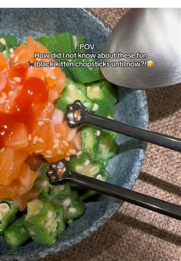 Fun Black Kitten Chopsticks You Need to Try