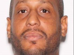 FBI Searches For Suspected Bank Robber In Miami