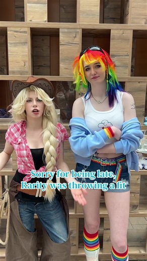 🍎@yoi ⚡️@Leni ^^ #mylittleponycosplay #raritycosplay #applejackcosplay #rainbowdashcosplay #mylittlepony
