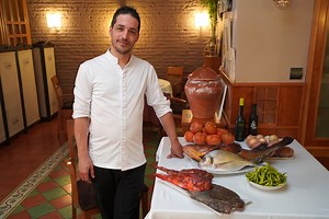 Los trucos para hacer el mejor fumet, según el cocinero valenciano que borda el caldo de pescado