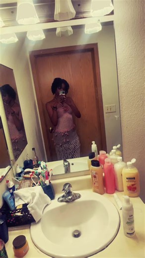 Bambi (@pnk_butterfly)’s videos with original sound - 𝘢𝘳𝘪𝘢 ♬⋆.˚