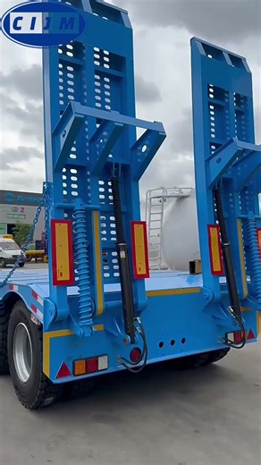 3 Axle Gooseneck Detachable Low-bed Trailer#factory #trailer #lowbedtrailer