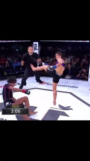 Face Kick KO 🤯 Brutal Woman’s Fight Finish
