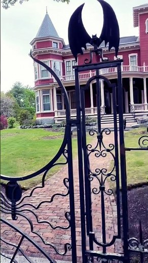 Stephen King’s House- Bangor, Maine #stephenking #maine #constantreader