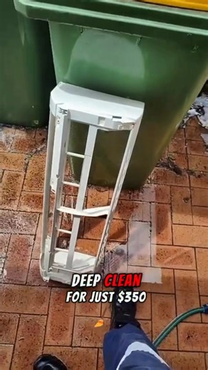 Air conditioning, refrigeration and ventilation professional services. Licenced technicians. Any issues. Any system. Call 0480536444 | SantaAir | Facebook