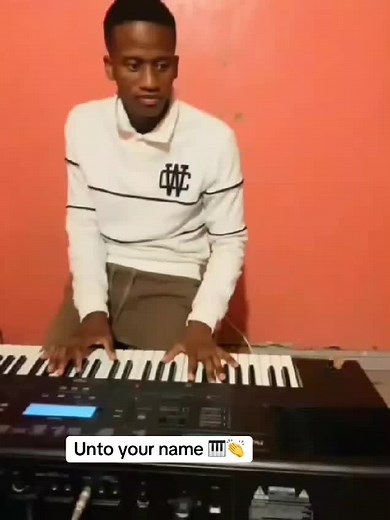 Simphiwe Khumalo (@simphiwe.keys)’s videos with original sound - Simphiwe Khumalo