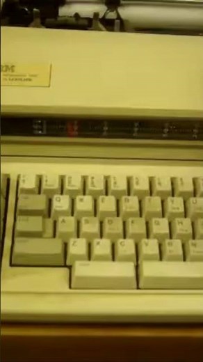 Classic Office Relic: IBM Lexmark Wheelwriter 1000 Electronic Typewriter Demo & Test