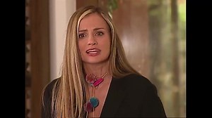 DRAMAS DE LA VIDA REAL DESICIONES (Amor viejo) Decisiones (serie de televisión) Antes llamada "Determinaciones" es una serie de televisión de antología producida en Colombia, México, Estados Unidos y Puerto Rico por RTI Televisión, para Telemundo. Este formato de una hora consta de historias que tienen un planteamiento, desarrollo y final dentro del mismo programa (es decir, es una serie unitaria), lo cual le permite al espectador disfrutar una historia completamente diferente cada noche. Decisi