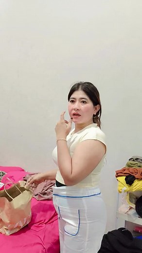 Mama Muda Bali Mantap - Viral Video Mama Muda Pamer Kutang