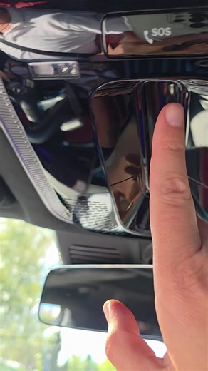 Exploring the Luxurious W223 Mercedes S-Class