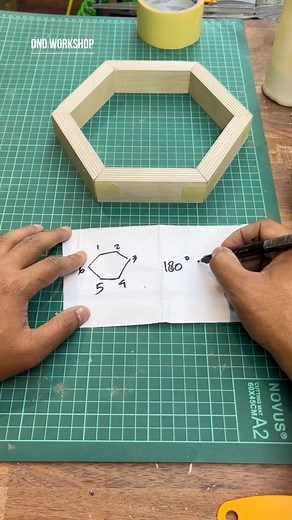 DIY Birch Plywood Hexagonal Shelves #skanply #depotropika #hexagon #hexagonalshelve #hexagonshelve #walldecoration #diywalldecor #woodworking #woodworkingtips #woodworkingskills #woodworkingtools #woodworkingproject #diy #diyprojects #diycrafts #diyhome #tutorial #diytutorial #birchwood #birchplywood | Yohanes Setyabudi