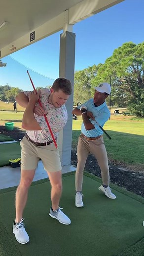 Golf instructor 🤝 friends forever