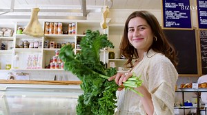 518K views · 1.9K reactions | Activist and CEO Lauren Singer has been living a zero-waste lifestyle for eight years and is “on a mission to make the world less trashy.” In this episode of Food Diaries, Lauren shows us how to shop zero-waste and shares her top tips for living a more sustainable and eco-friendly lifestyle.  | Harper's Bazaar | Facebook