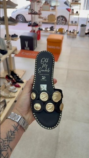 Sandalias planas CÓMODAS: los modelos que lo cambian todo (y desmontan el mito)