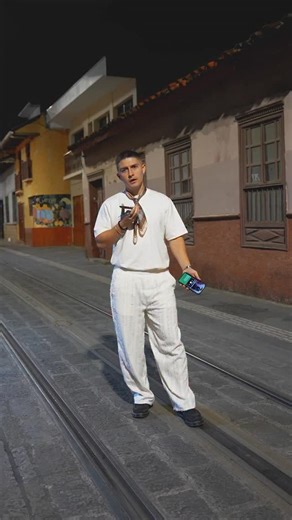 no me digas bebé si no estás segura 🤷🏻‍♂️ | Alex Ponce