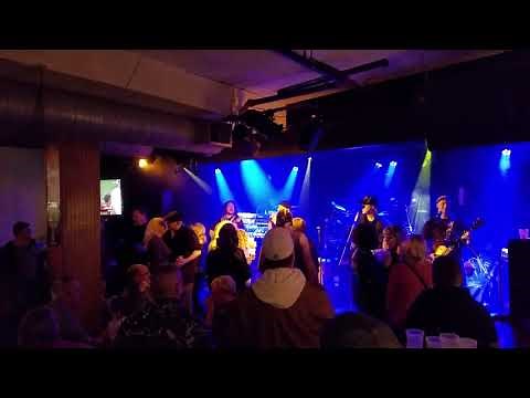 Crash Course Band (MN/USA) - Live at Serums in Anoka MN!