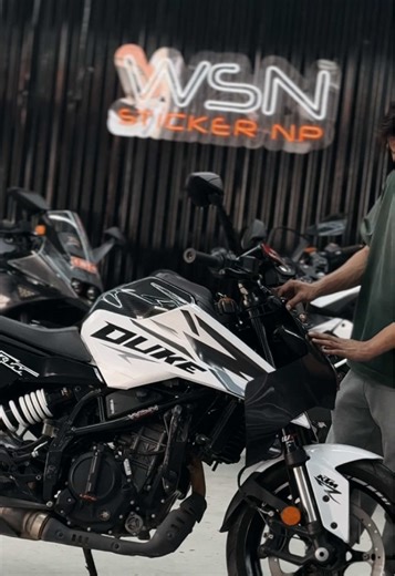 Custom Stickers for DUKE250 Gen3 Review