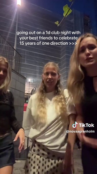 Fangirl Friends Unite for One Direction Club Night