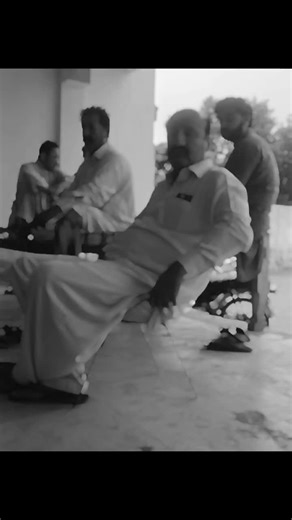 mere dumb 32 bore thale kaali car aa #trending #foryoupage #foryou #creatorsearchinsights @💫Usman💫 @Ahmad 🦅 @Chief🦅👑Ahmad