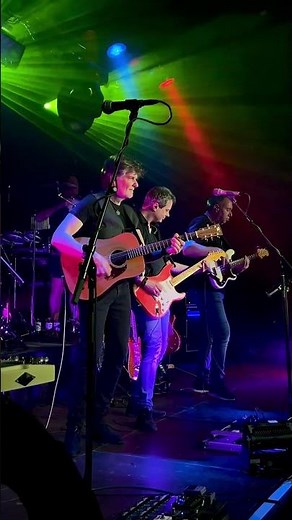 Dire Strats live in Gütersloh Walk of life... #livemusic #concert #live #guitar #music