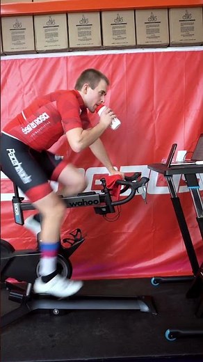 Indoor Cycling auf dem Wahoo KICKR Bike v2