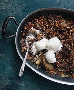 Spice Kissed Breadcrumb Apple Crisp | Heartbeet Kitchen