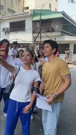 Nikko, game na game na sa mga nais magpalitrato na fans! | Wish Ko Lang