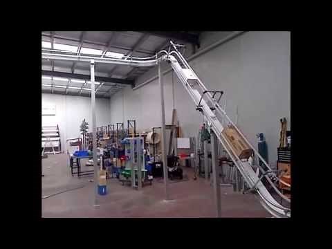 Cleated Incline Flexmove Conveyor 45 Degrees