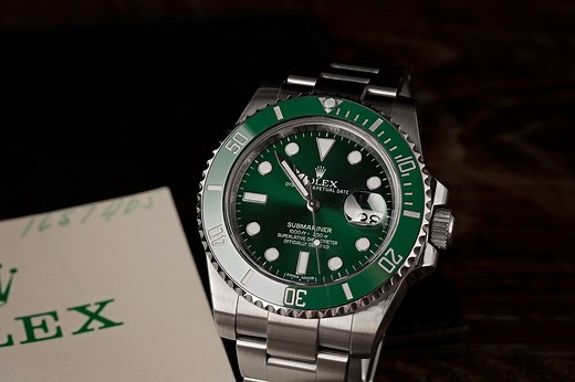 Rolex 116610LV Hulk Submariner Reference Guide | Bob's Watches
