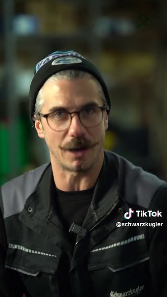 🔷MOASDA GSUACHT 😎💪🏻🔷 WO BISTN EZ ZEFIX😜🔷 …MIR SUACHAN AN GEILEN TYPEN ODER AH MEHRERE, DE ZU UNS DAZUA BASSN 😎👍🏻 #MEISTER #KUNDENDIENSTLER … DU MOANST SCHO DASS EWIG ZEIT HAM HA? 😎 #rufmichan ☎️ … MOGST A MOI LACHA DANN DRUCK AUF PLAY ▶️ 🫵🏼 #FördertDasHandwerk #LustAufHandwerk 😜 😎💪🏻 was da passiert is ? ⏯️ Schauts einfach rein ⏯️ - VorKurzem - Neulich 💪🏻 DAS HANDWERK - DIE WIRTSCHAFTSMACHT VON NEBENAN 😎💪🏻 🎥 CAPTURE.EDIT.READY - @romx.film 😉👉🏻 ICH DREH DIR EINEN 😎🎥 🔷 