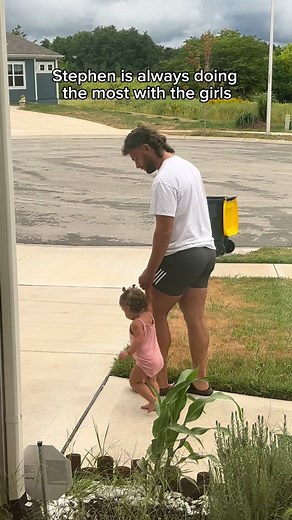 He wants his girls by his side everywhere he goes 🥰 @AlixCasey @Stephen Lomas #dad#alixandstephen#stephen#family#parents#kc#love#miya#kansascity#mullet