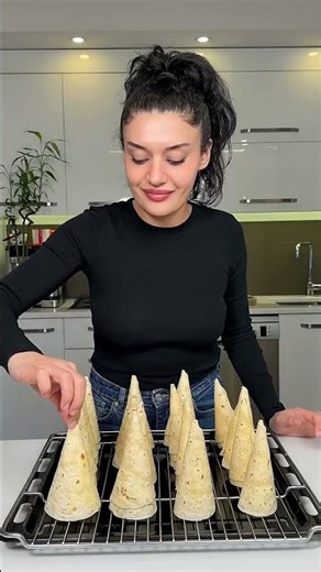 Cette fille a fait de la glace avec du roti