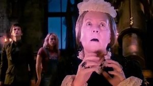 The Doctor saves the Queen - Doctor Who - Tooth and Claw - Series 2 - BBC