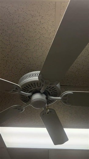 52” Hampton Bay Landmark III Plus Ceiling Fan