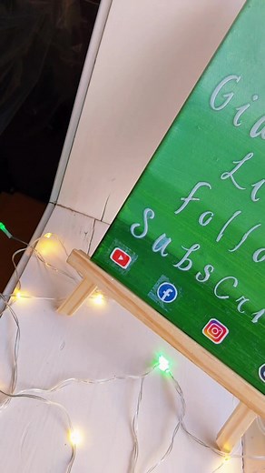 A sparkly green sign for a sparklin' cowgirl! 🍀