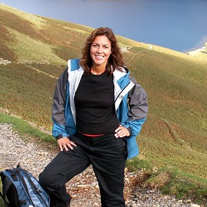 16K views · 291 reactions | In this gorgeous series host Julia Bradbury follows the favorite mountain routes of the famous guide and author Alfred Wainwright. Featuring stunning aerial footage, each episode showcases iconic locations featured in Wainwright's bestselling guidebooks. Follow along and watch Wainwright Walks on Acorn TV ➡️ acorn.tv/wainwrightwalks/ ‍♀️ ⛰️ | Acorn TV | Facebook
