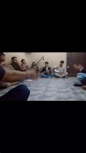 Mayoun Babpio Sheli Shairi Ahsan bhi o Dawlat Khna Karachi a Sheli Bazum Hoi♥️ Thank you Ahsan bhi #Chitralisong #yasinisong | Saagari