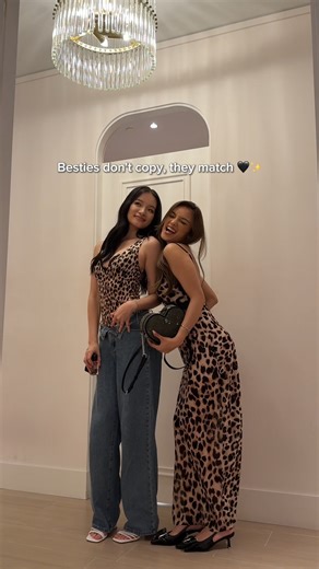 Matching fits, matching moods, unmatched energy ✨👯‍♀️ Steal the look for less, now with our labour day special starting tomorrow - Bras & Apparel: Buy 2 at 10% off, Buy 4 at 25% off! *Offer ends 4 May 2025. | Victoria's Secret