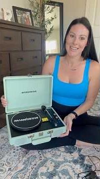You will fall in love with this vintage style record player