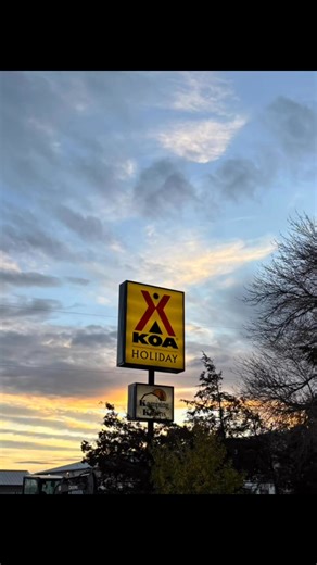 Only 1 mile north of I-84 and open for winter! Yes, we love these sunsets too! Come see what makes Twin Falls / Jerome KOA Holiday and the #MagicValley so special! #AdventureAwaits #CampingDeals #twinfallsidaho | Twin Falls / Jerome KOA Holiday | Facebook