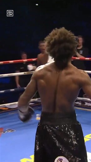 The referee got knocked down and beat the count 🤣 | Ring Magazine