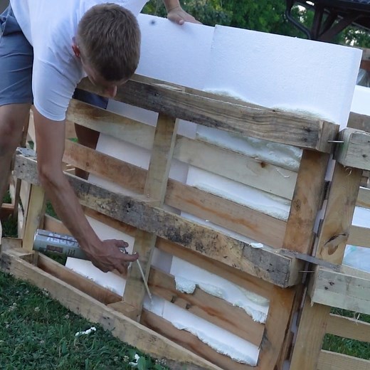 31M views · 191K reactions | DIY Homemade Swimming Pool from Pallets | DIY & Crafts | Facebook
