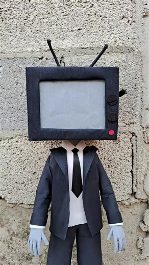 Descubre las Piñatas de TV Man Hechas a Mano