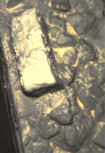 Discover Squeaky Chunks with Fresh Scents