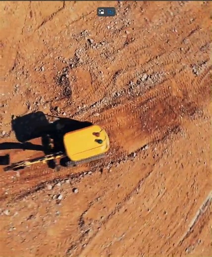 Compacte. Fiable. Performante. La mini-pelle JCB 1-2T est conçue pour répondre aux exigences des chantiers modernes : confort, sécurité et longévité. 👉 Découvrez comment elle peut optimiser votre productivité : https://www.jcb.com/fr-FR/industries/construction/mini-excavators/18z #JCB #Innovation #Construction #Performance #MiniPelle | JCB