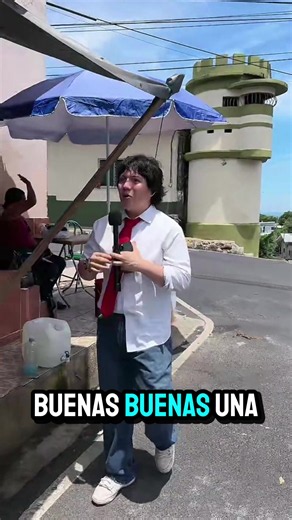 Aprendiendo a echar tortillas en Chalatenango